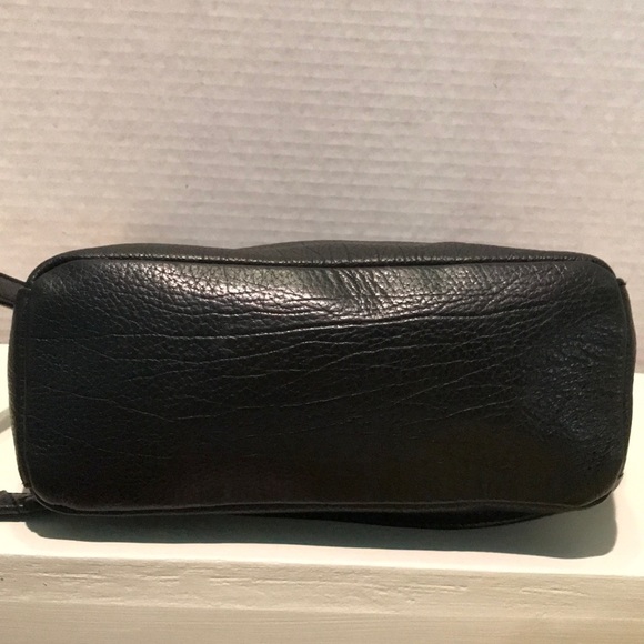 Susan Gail Black Leather Shoulder Bag - Picture 5 of 11